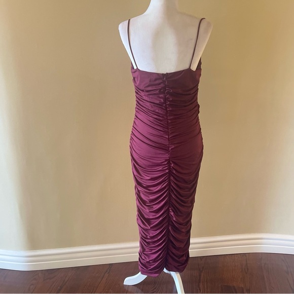 L’VOW Women Rushed Bodycon Spaghetti Strap Backless Maxi Pencil Dress- Burgundy - Picture 3 of 7